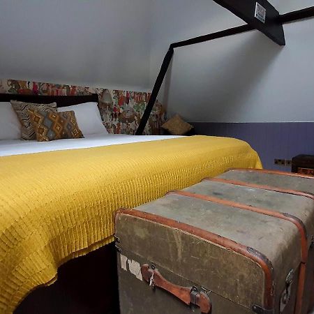 The Quay Hotel Faversham Buitenkant foto