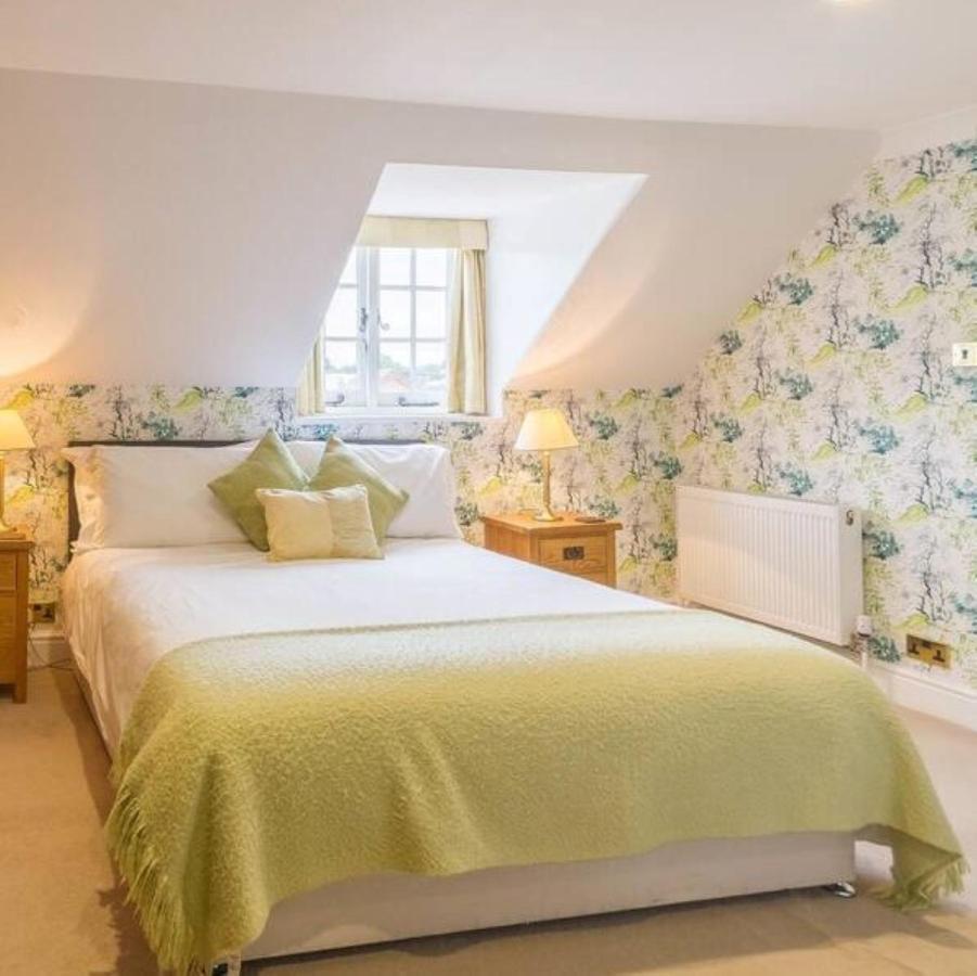The Quay Hotel Faversham Buitenkant foto