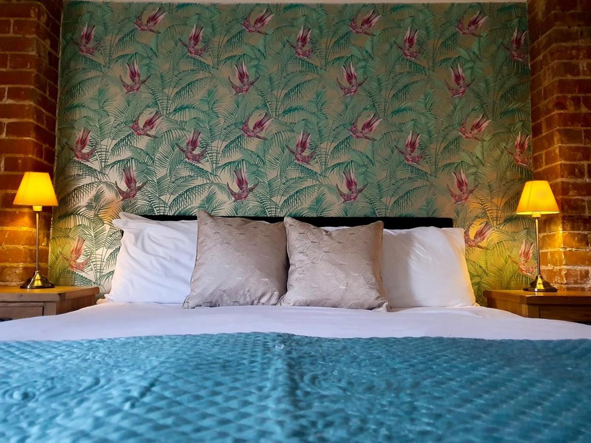 The Quay Hotel Faversham Buitenkant foto